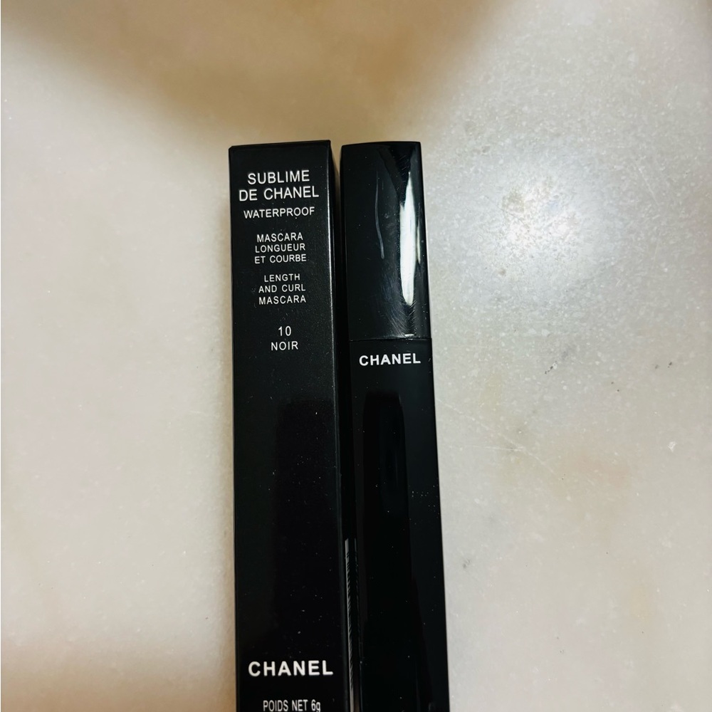 CHANEL Noir Length and Curl Mascara